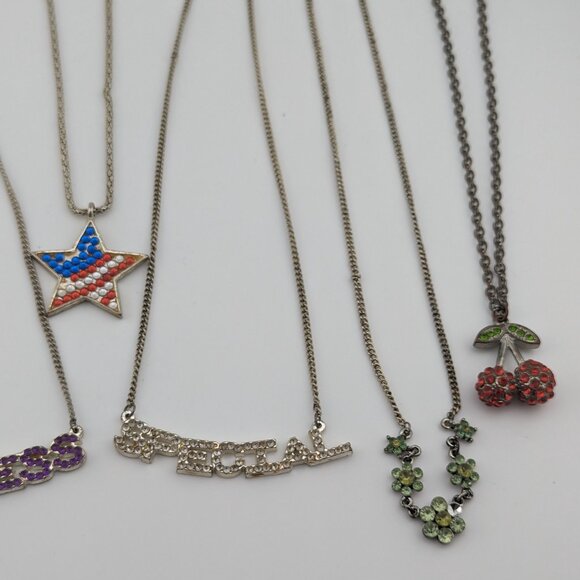 Bundle of 7 Necklaces - Picture 3 of 10